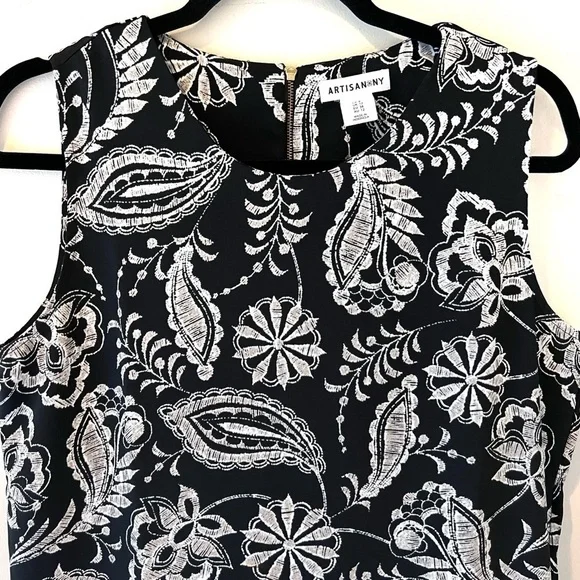 NY Artisan sleeveless dress floral paisley black white size 8 - Picture 2 of 10